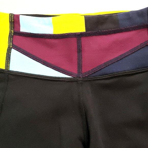 Lululemon Athletica Black Size 6? Reversible Women Crop Capri Active Pants - Picture 5 of 9